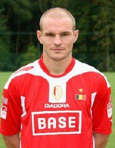 班傑明·尼凱斯 班傑明·尼凱斯