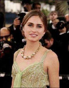 勞倫·布希 勞倫·布希