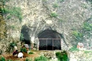 小孤山遺址 小孤山遺址