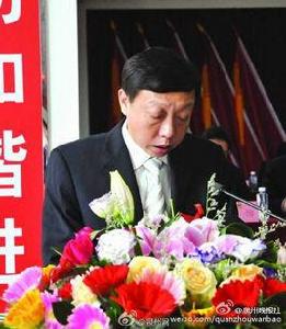 許鵬[福建省泉州市洛江區原政協副主席]