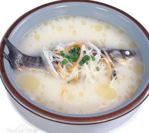 鯽魚冬筍湯 鯽魚冬筍湯