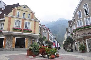 白鹿鎮[四川省彭州市白鹿鎮]