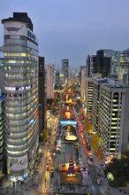 每年舉行的清溪川燈祭