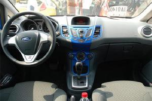 嘉年華兩廂內飾