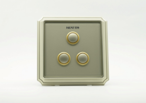 三位按鍵智慧型開關