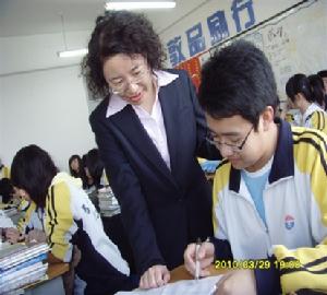 英語高級教師劉艷麗