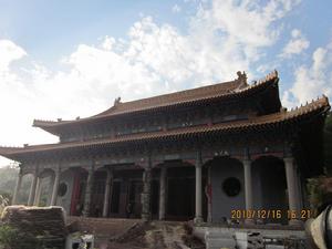 2010年12月16日拍的天寧寺大雄寶殿圖