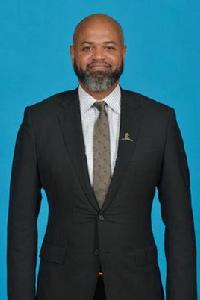 J.B.比克斯塔夫 J.B.比克斯塔夫