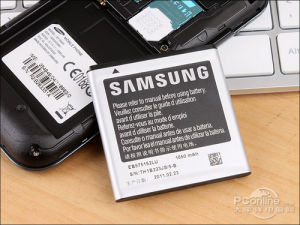 採用了1650mAh電池