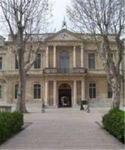 沃克呂茲地區與阿維尼翁大學 沃克呂茲地區與阿維尼翁大學