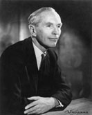 （圖）亞歷克·道格拉斯·霍姆