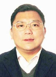 程偉[徐匯區龍華街道辦事處主任]