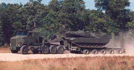坦克運輸車 坦克運輸車