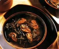 銀耳燉紫珠草 銀耳燉紫珠草