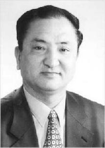 艾克拜爾·吾拉木 艾克拜爾·吾拉木