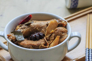 花雕酒燉鴨 花雕酒燉鴨