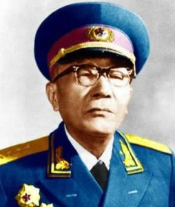 黃克誠（1902—1986）