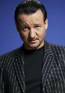 羅伯特·維凱威茲