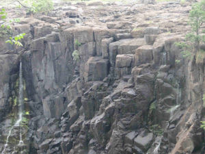 軍艦山玄武岩 軍艦山玄武岩