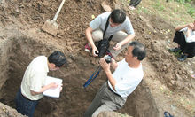 賈湖遺址發掘現場