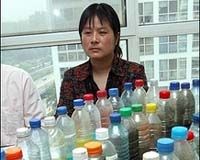 吳立紅被捕，妻子許潔華代夫出征告環保總局