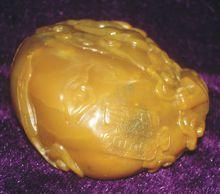 螭虎戲珠-昌化田黃