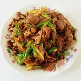 蔥爆羊腿肉 蔥爆羊腿肉