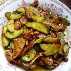 黃瓜炒豬肉片 黃瓜炒豬肉片