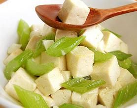 芹菜豆腐 芹菜豆腐