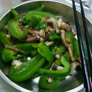 圓椒炒魷魚須 圓椒炒魷魚須