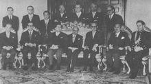 耶拉斯總統和他的內閣成員