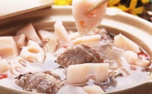 薏仁蓮藕煲排骨湯