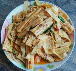 酸辣腐竹丁 酸辣腐竹丁