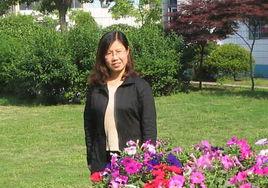 張雪華[浙江省平湖市實驗國小語文教師]