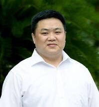 肖春[中共漣源市委常委、副市長]