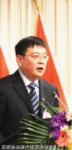 盧偉[重慶市地產集團有限公司監事、監事會主席]