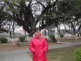 鄭岩[哈爾濱商業大學財政與公共管理學院講師]