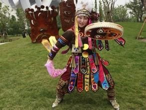 赫哲族薩滿舞 赫哲族薩滿舞