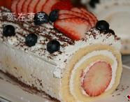 朱古力草莓奶油卷 朱古力草莓奶油卷