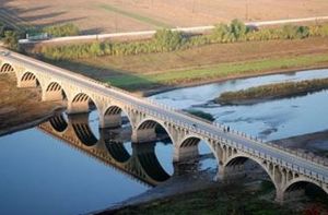 倭肯河大橋 倭肯河大橋