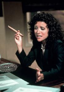 朱莉婭&middot;路易斯&middot;德利法斯