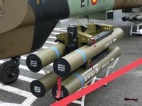 增程型長釘反坦克飛彈