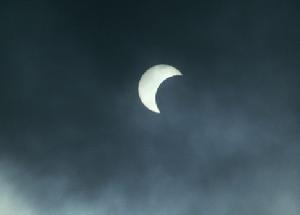 歌曲《彎彎的月亮》