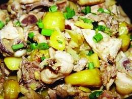 栗杏燜雞 栗杏燜雞