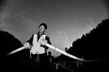 萬其珍在義務擺渡