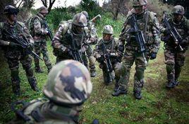 外籍兵團[招募外籍人士充當士兵]