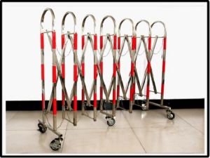 伸縮式安全圍欄