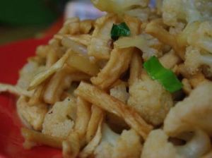 蘿蔔乾炒花菜 蘿蔔乾炒花菜