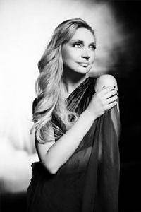 克里斯汀娜·奧爾芭凱特 