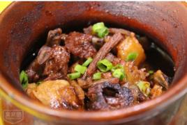 當歸煨狗肉 當歸煨狗肉